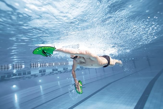 Arena Unisex Adult Vortex Evolution Swimming Hand Paddles for Women and Men Adjustable Straps Curved Design